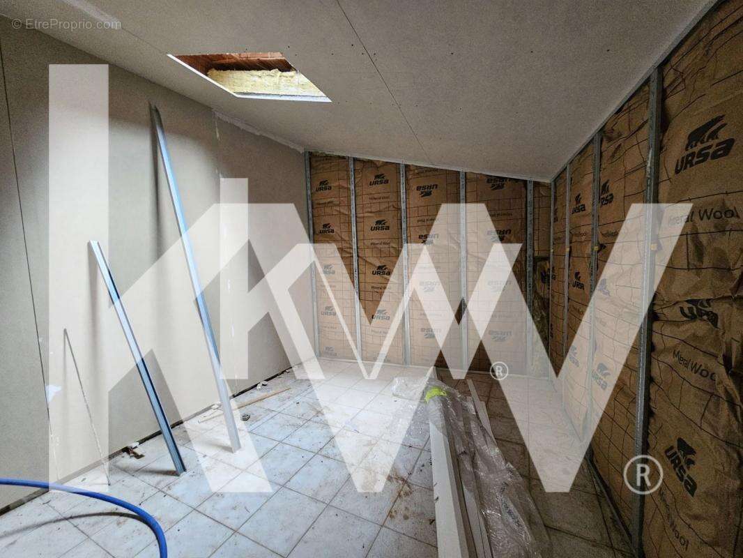 Maison à SAINT-JUERY