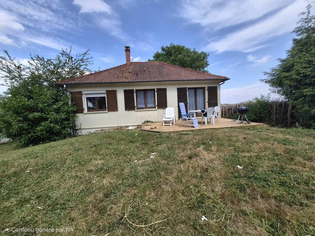 Maison à BOURNAINVILLE-FAVEROLLES