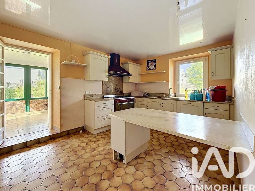 Maison 126 m² à Clohars-Carnoet  - photo 4