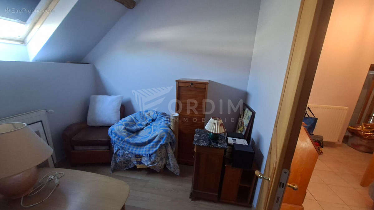 Maison pleine de charme et d'authenticité au coeur du village ! - photo 16