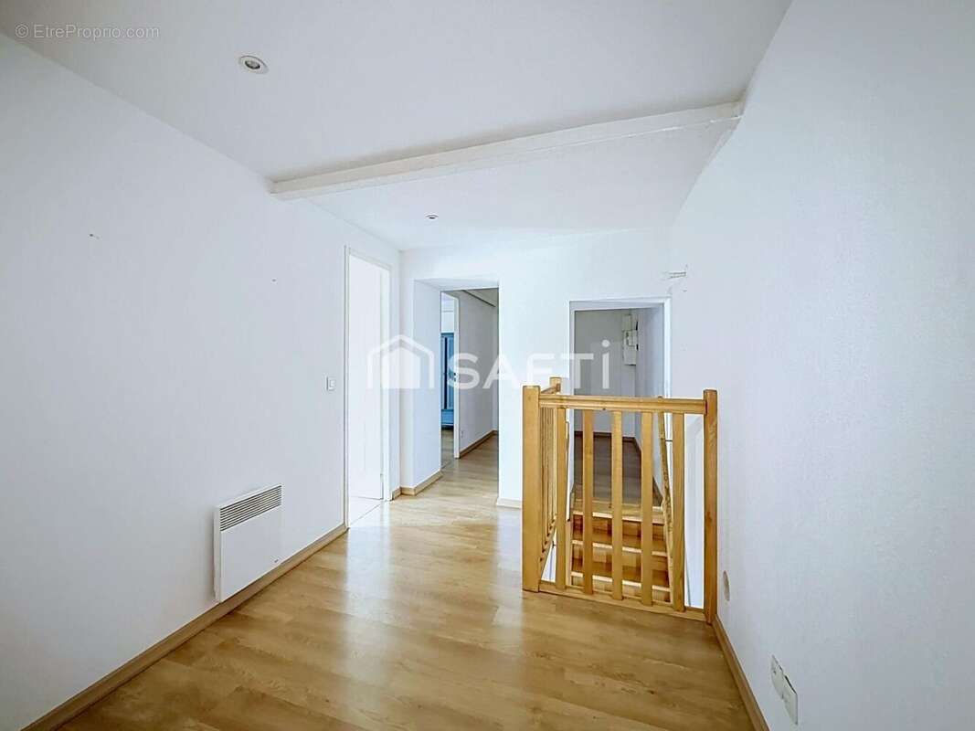 Appartement 75 m² à La Bridoire  - photo 5