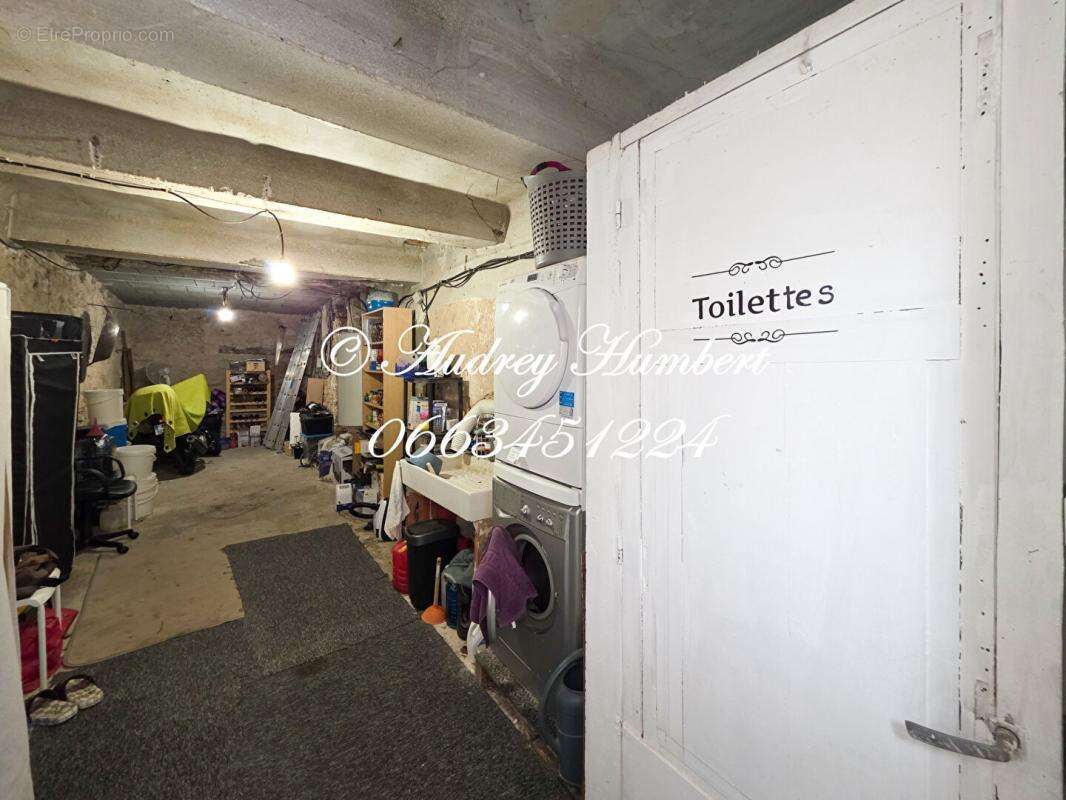 Maison à LA TOUR-D'AIGUES