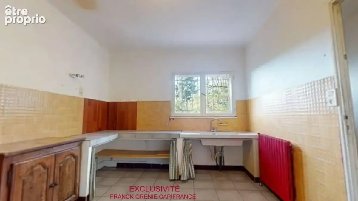 Tourves – maison à rénover 151 m² – 5 chambres – garage 60 m² – terrain 1 210 m² – panneaux solaires - photo 8