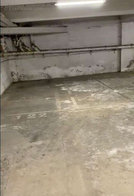 Photo 6 - Parking à TOURCOING