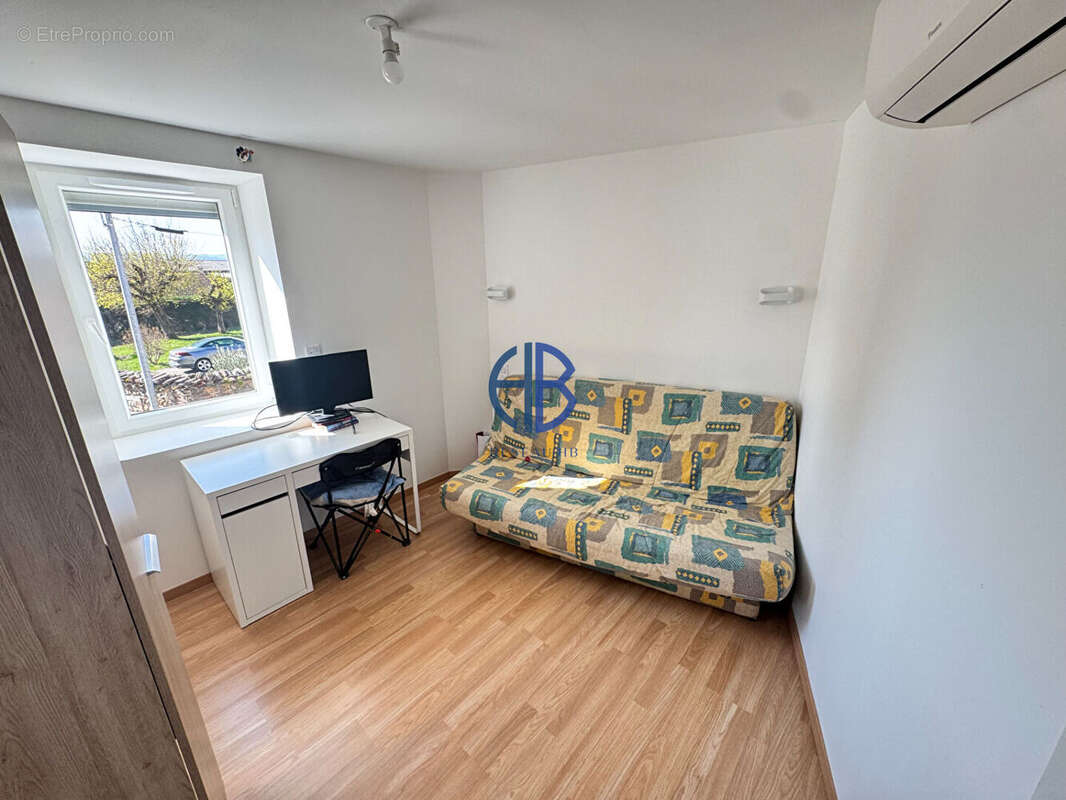 Maison rénové plein de cachet au coeur de Marcilloles - photo 7