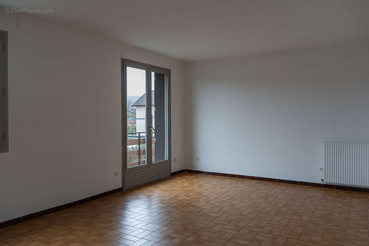 Maison à CHAMPAGNOLE