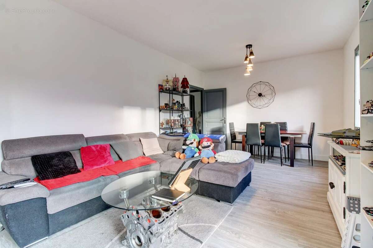 Maison à SAINT-MARTIN-DU-VAR