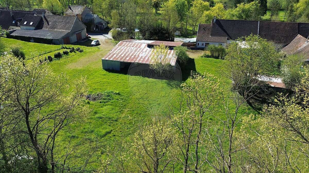 Maison à COSNE-COURS-SUR-LOIRE