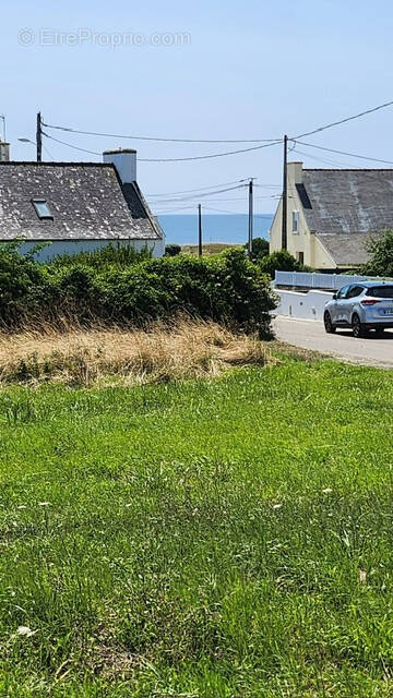 Terrain à PLOUHINEC