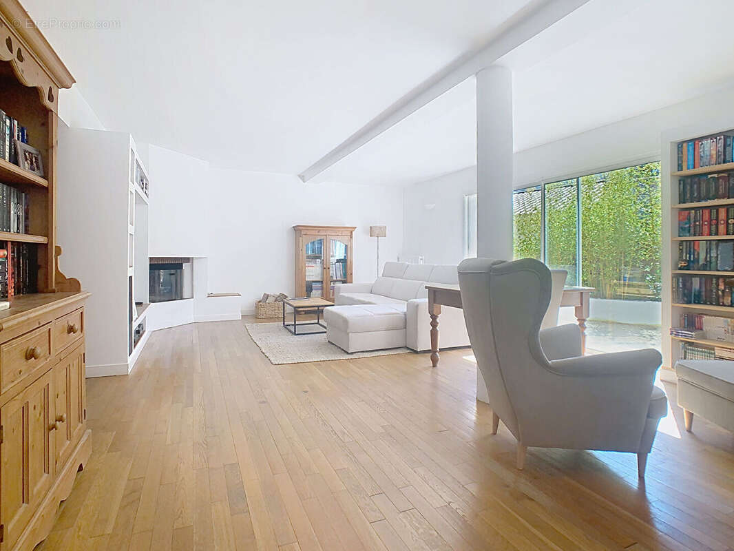 Maison à SAUSSET-LES-PINS