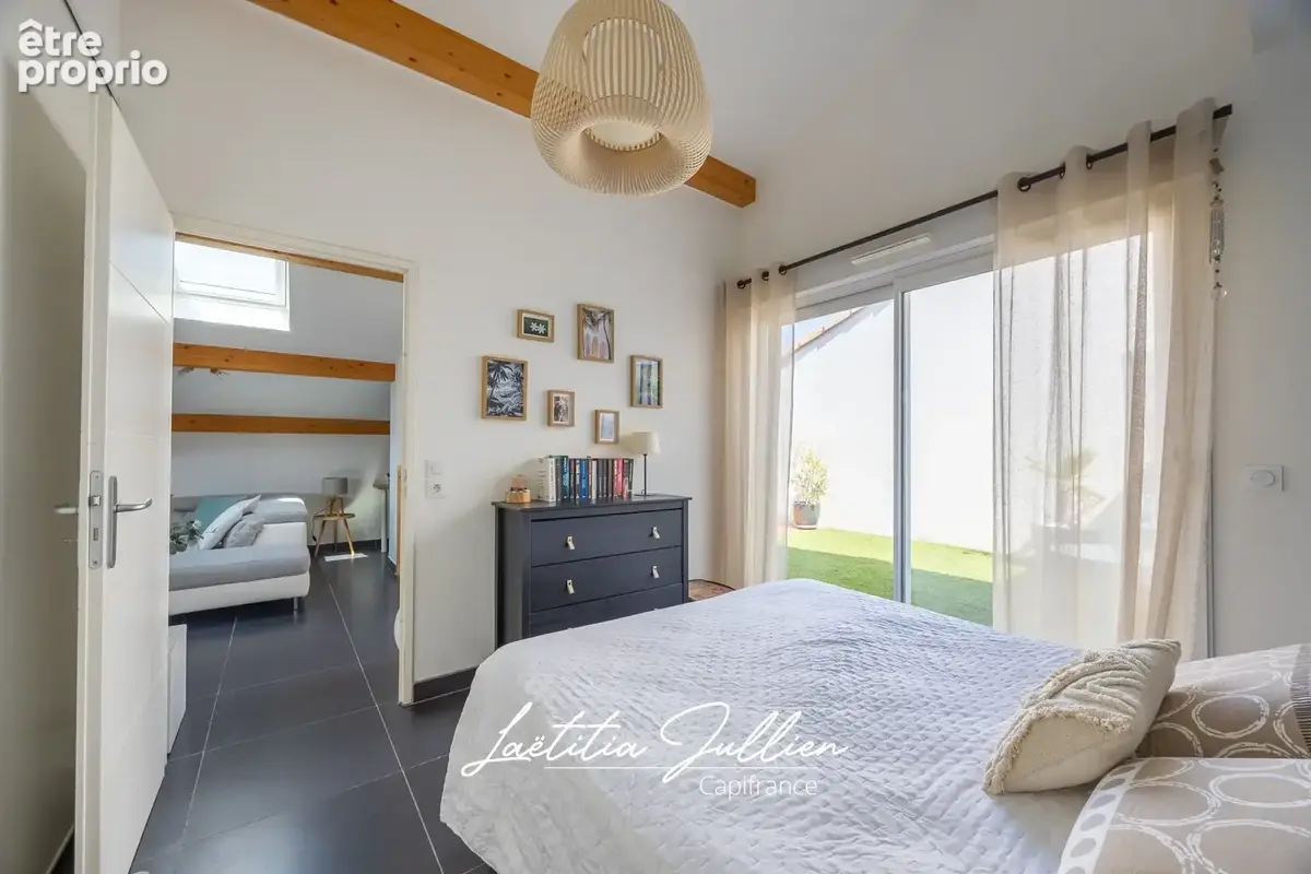 En Exclusivité par Laëtitia JULLIEN – Marseille 12ème – Les Caillols – Duplex T4 de 94 m² avec deux terrasses, parking, garage e - photo 11