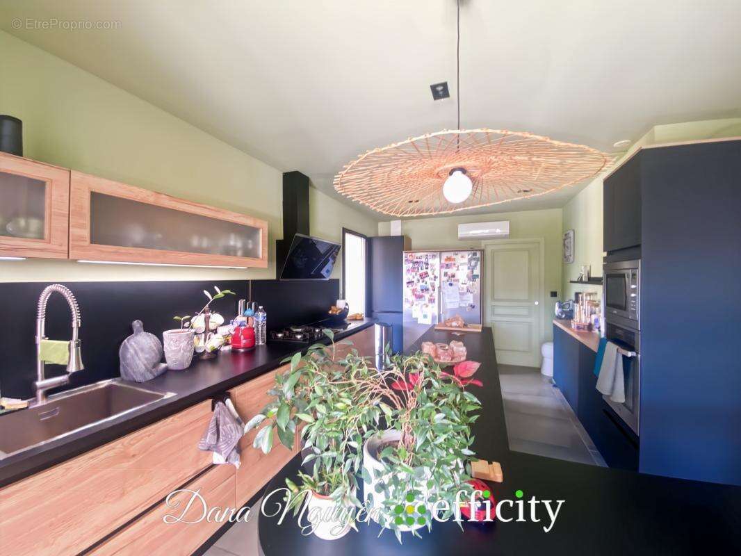 Maison à SAINT-MARTIN-DE-VALGALGUES