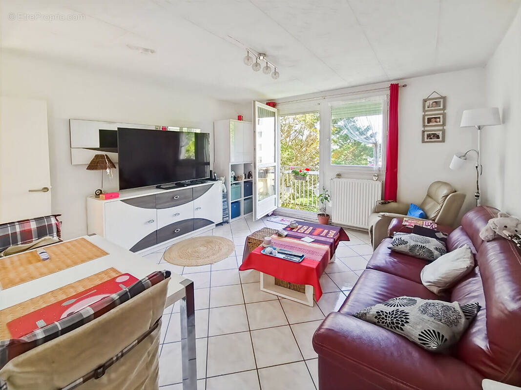 Appartement à VILLENAVE-D'ORNON