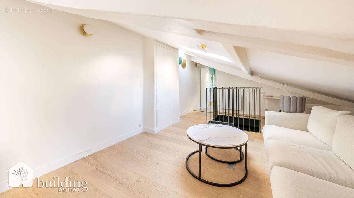 Batignolles Cardinet Paris 17ème - Appartement 2 pièces 60 m² habitables - photo 5