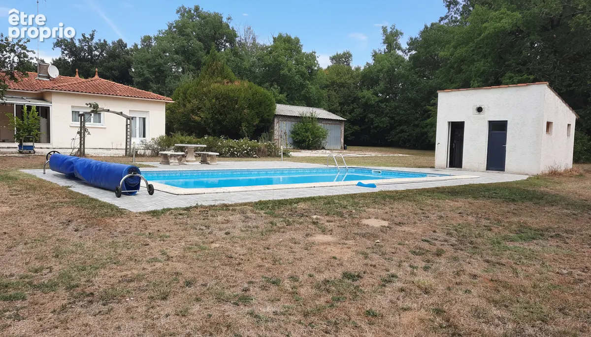 Maison de plain-pied 3 chambres, piscine et grand terrain - photo 15