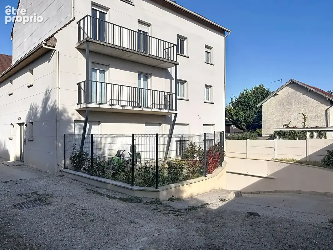 Appartement 2 pièces de 48,6 m² avec balcon et parking - photo 1