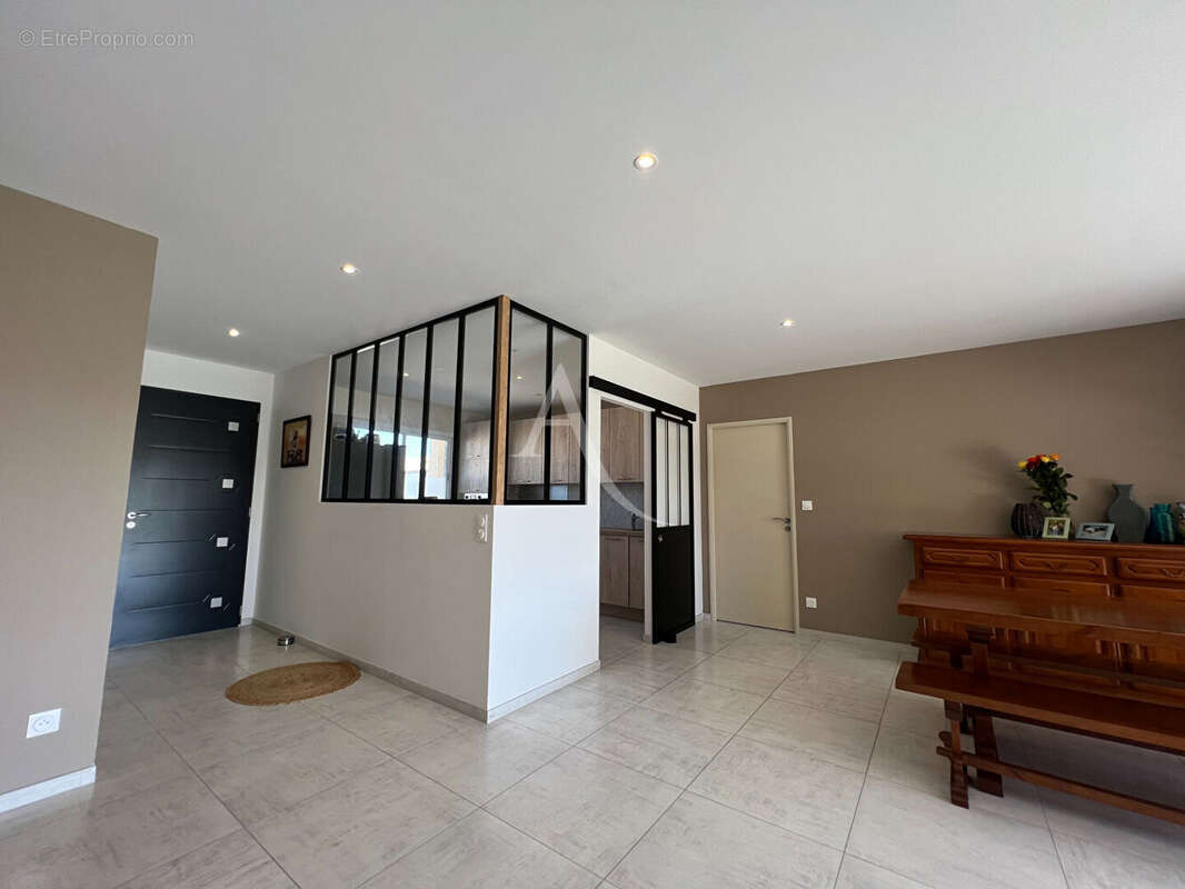 Maison à PORT-DES-BARQUES