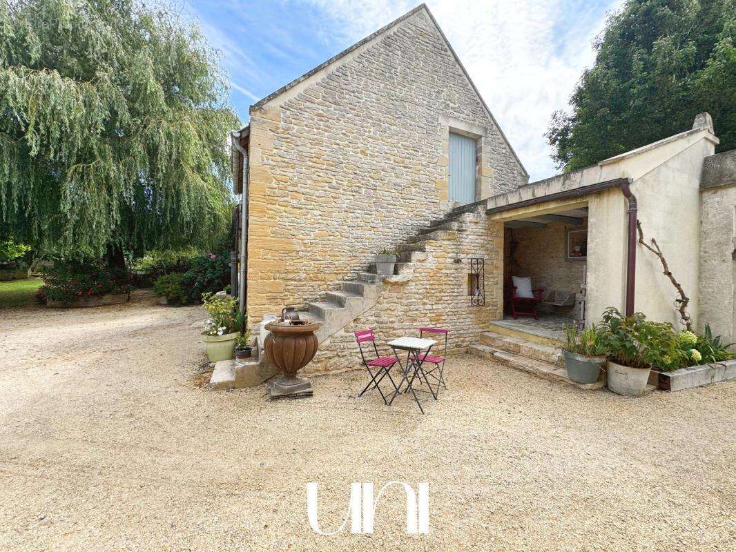 Maison T8 de 352 m2 avec terrain de 1,4 hectares - photo 9
