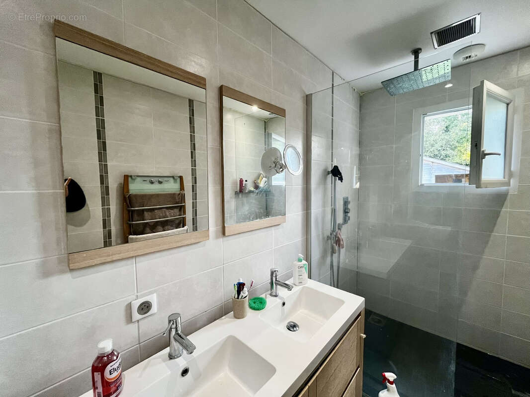 Maison à COULOMMIERS