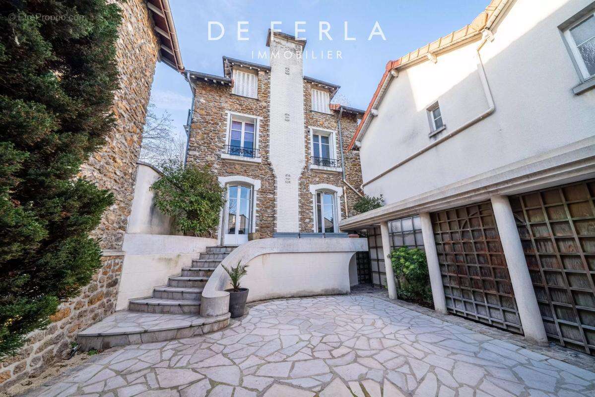 Maison à AULNAY-SOUS-BOIS