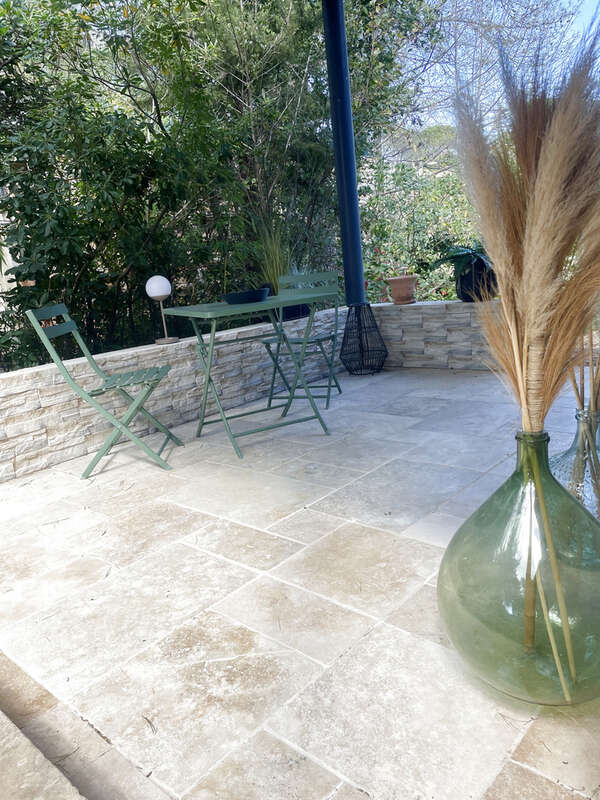 Maison à SAINT-CLEMENT-DE-RIVIERE