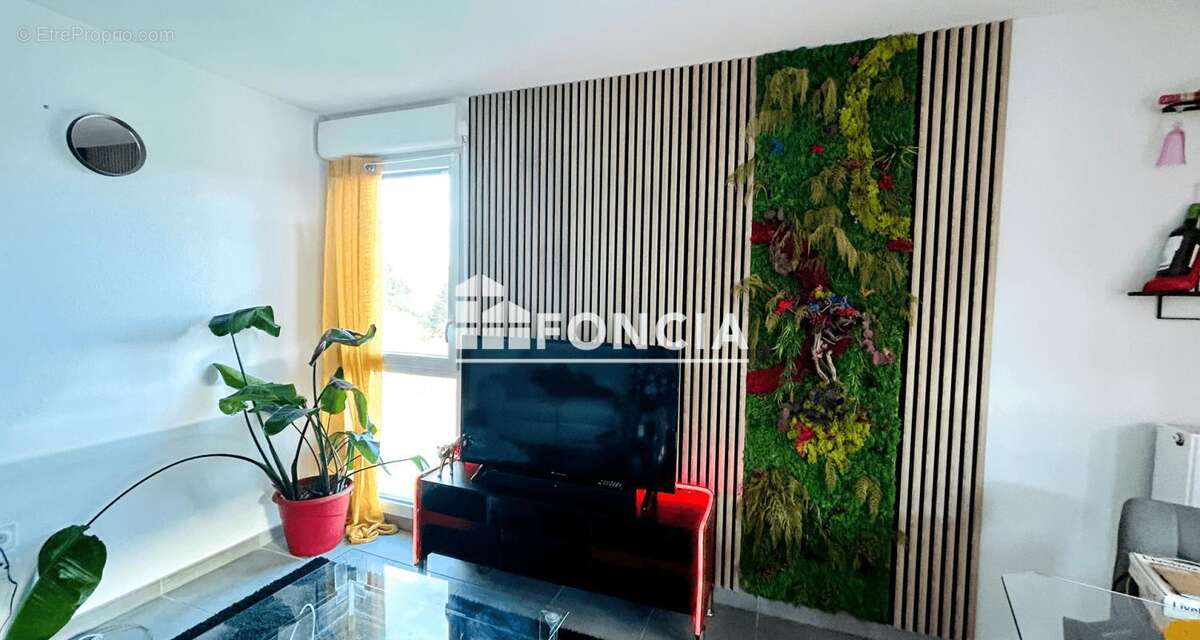 Appartement à SAINT-ORENS-DE-GAMEVILLE