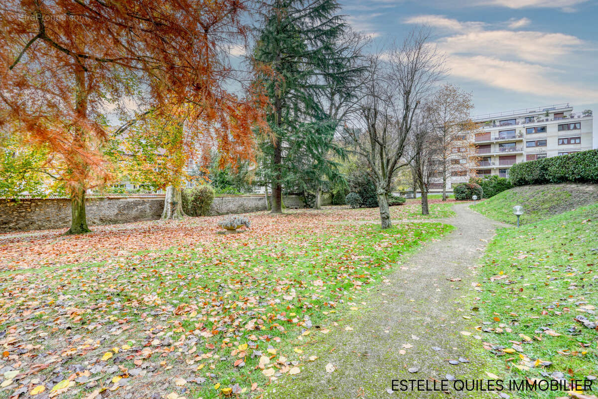 Appartement à VERSAILLES