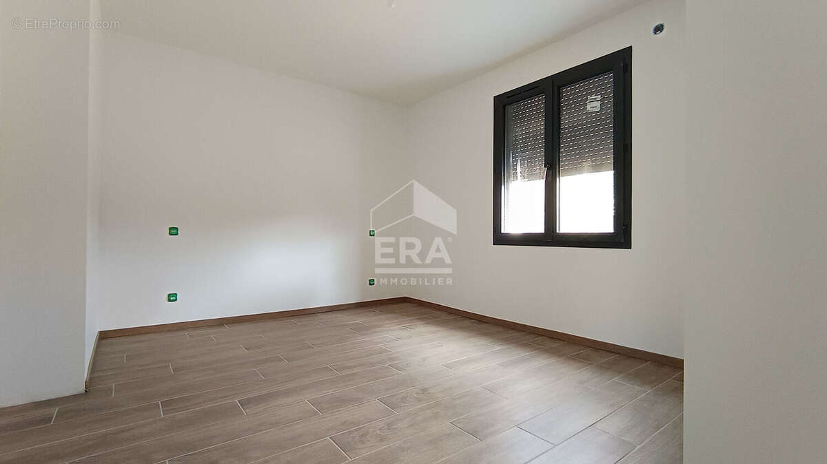 Maison à BRIVES-CHARENSAC