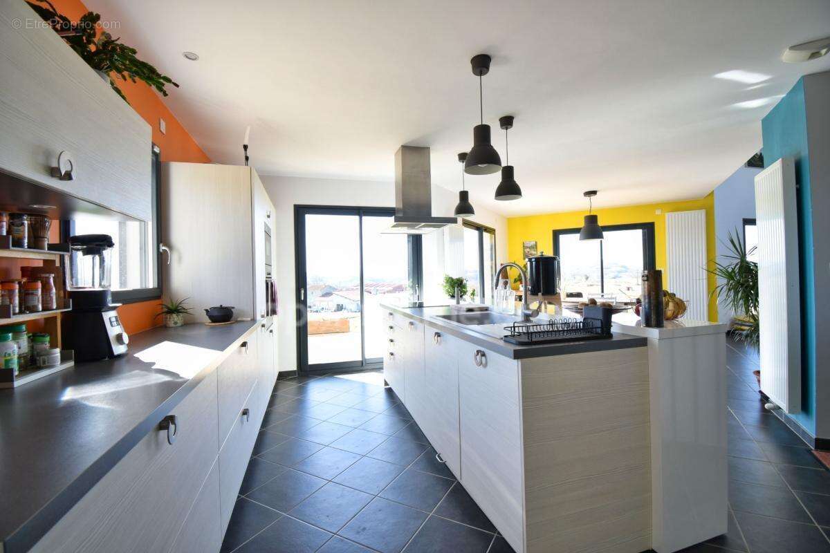 *** exclusivite *** maison contemporaine 3 chambres bureau garage jardin *** isserteaux 63270 *** - photo 7