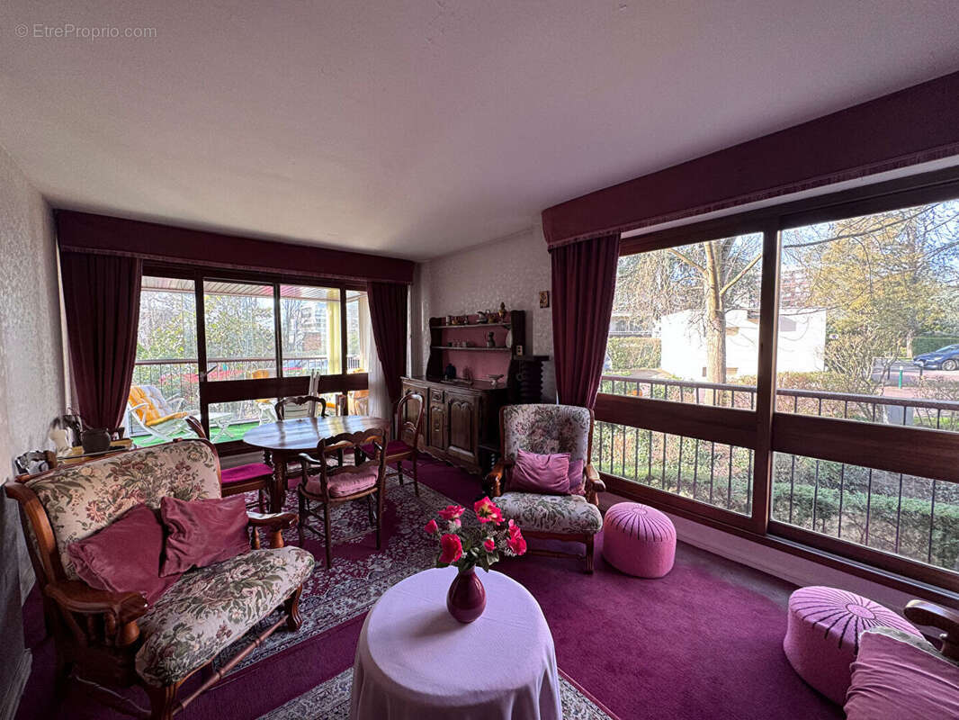 Appartement à LE CHESNAY