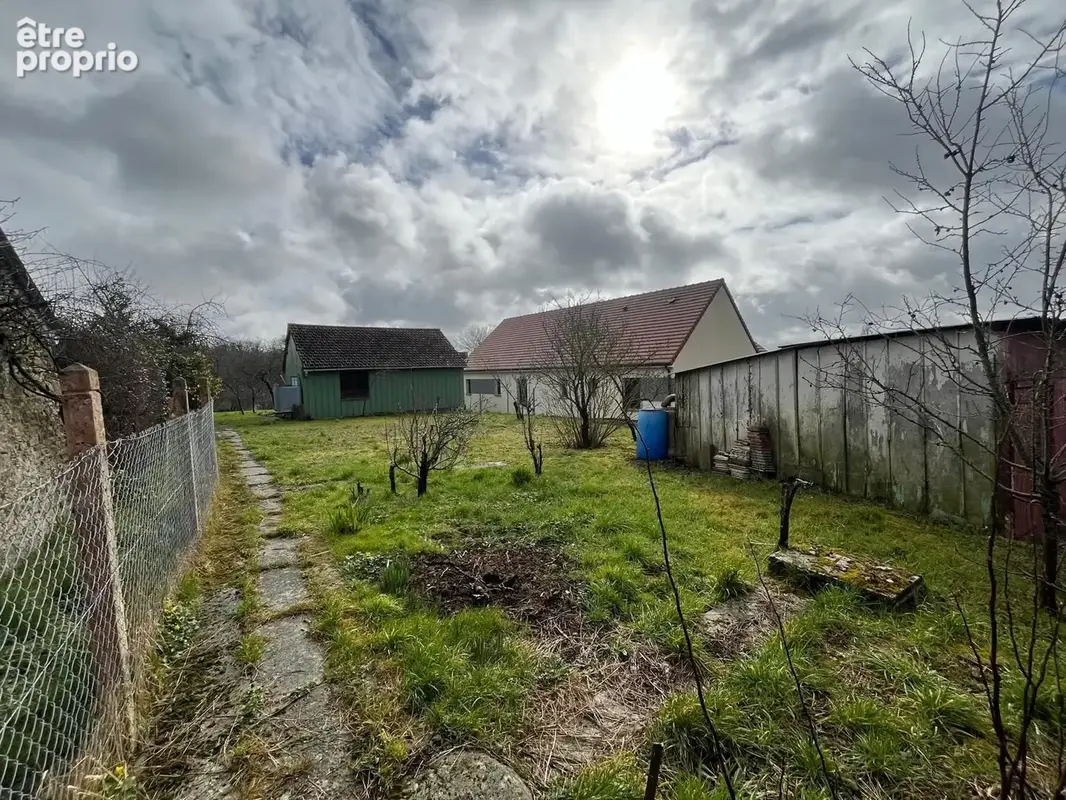 Terrain 1 036 m² à vendre à Gesnes-Le-Gandelin (72130) - photo 2