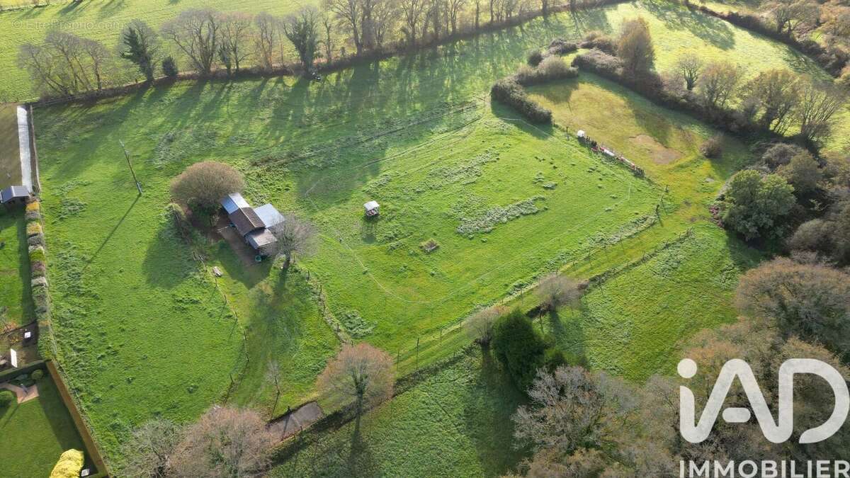 Photo 3 - Maison à SAINT-AVE