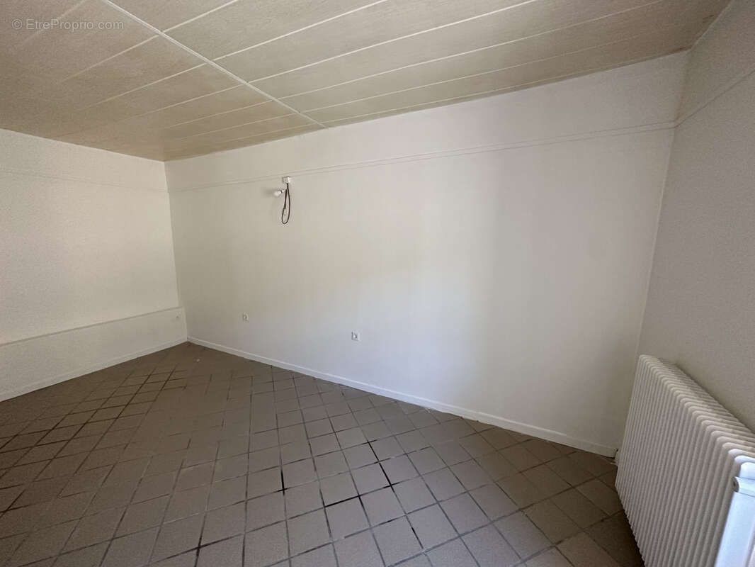 Maison pleine de charme T4 sur 1900 m2 de terrain - photo 9