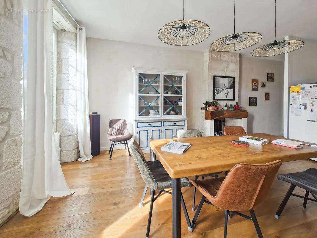 Appartement à SAINTES