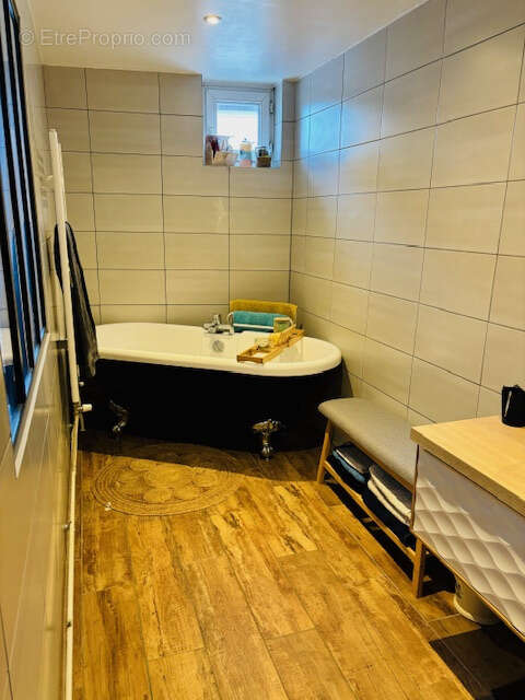 Appartement à BOURGOIN-JALLIEU
