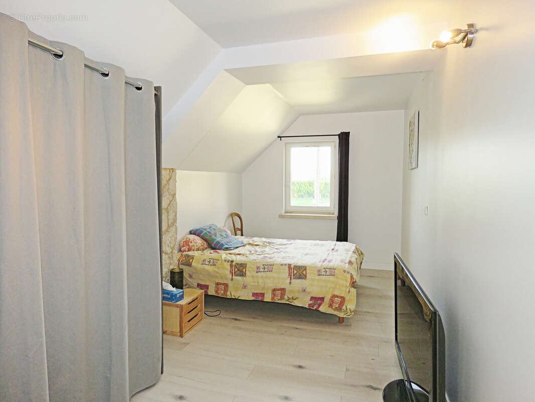 Maison à PERS-EN-GATINAIS