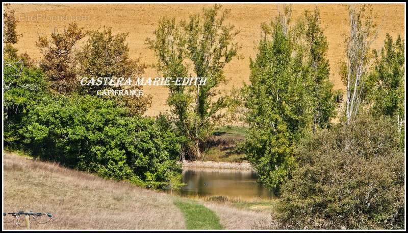 Maison à VIC-FEZENSAC
