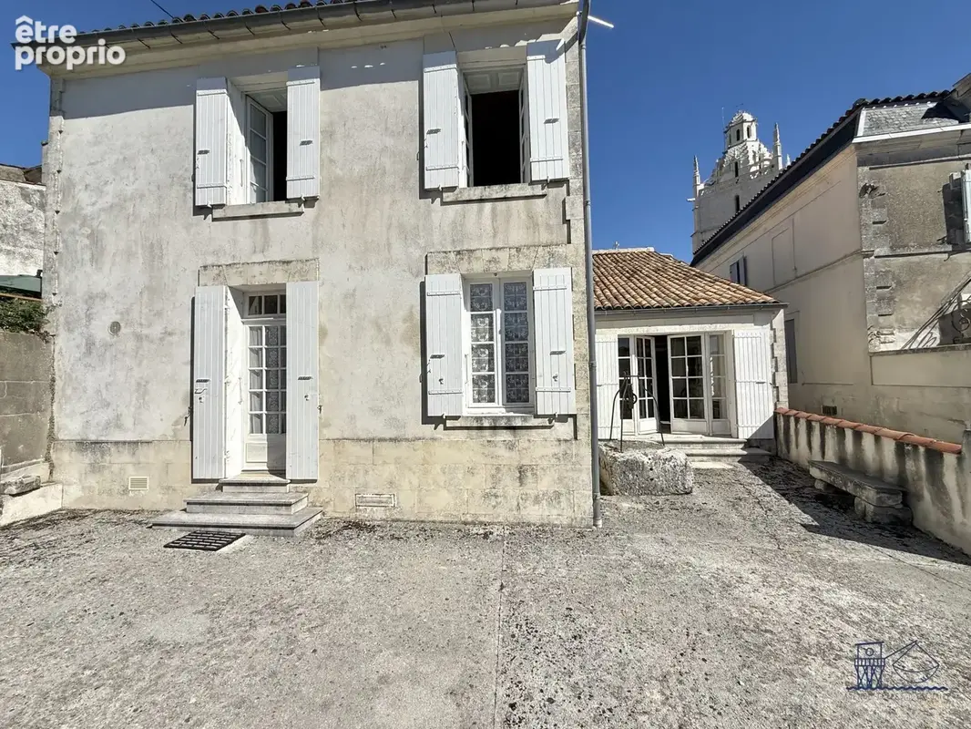 Maison à SAINT-FORT-SUR-GIRONDE
