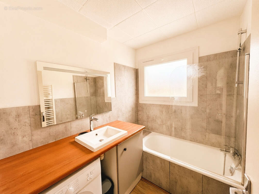 Appartement Vannes 2 pièces RDC au Calme et lumineux avec parking 36.42 m2 - photo 6