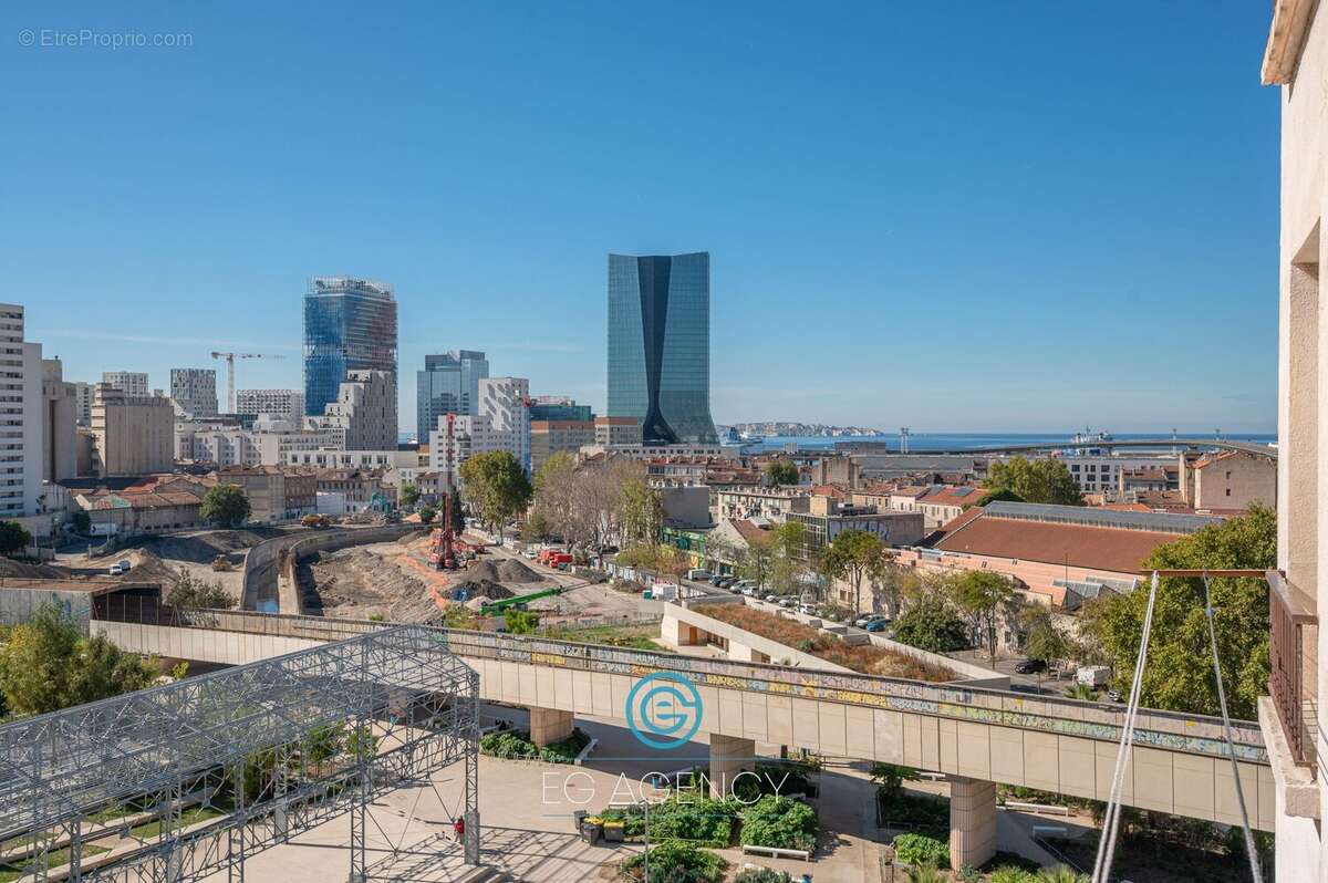 Appartement à MARSEILLE-3E