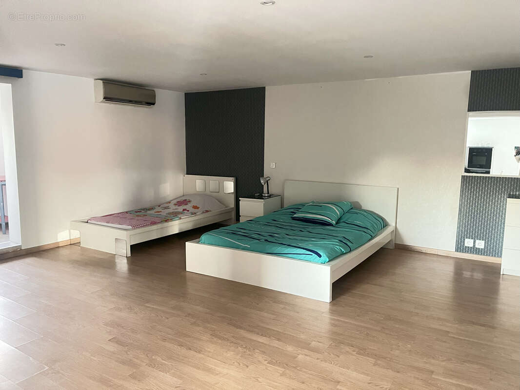 Maison à SAINT-GILLES