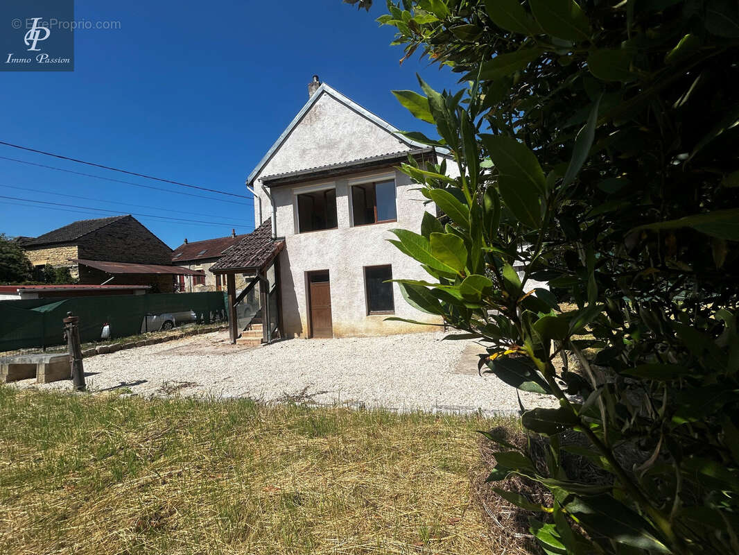 Maison à MEUILLEY