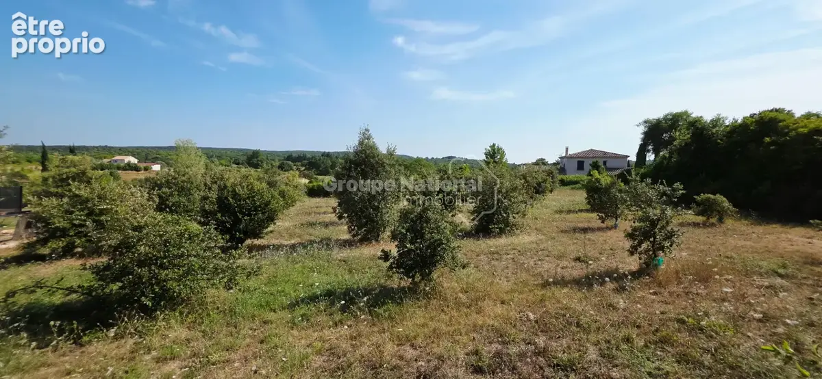 Terrain constructible de 1 327 m2 - photo 3