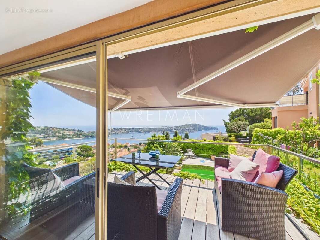 Appartement à VILLEFRANCHE-SUR-MER