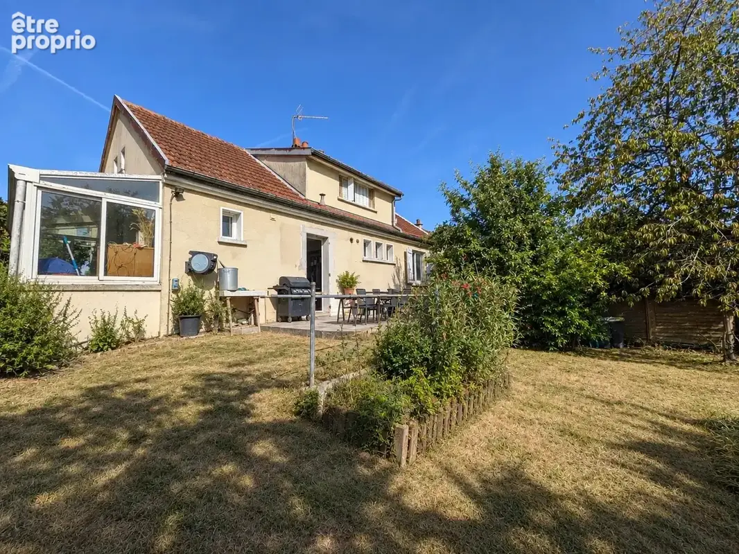 Photo Maison à Montmirail au prix de 144 000€