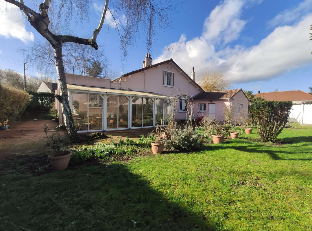 Maison à MEUNG-SUR-LOIRE