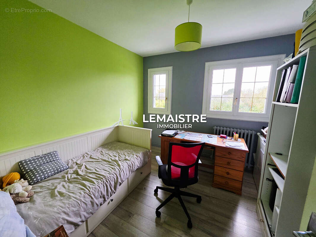 Maison à FONTAINE-LA-MALLET