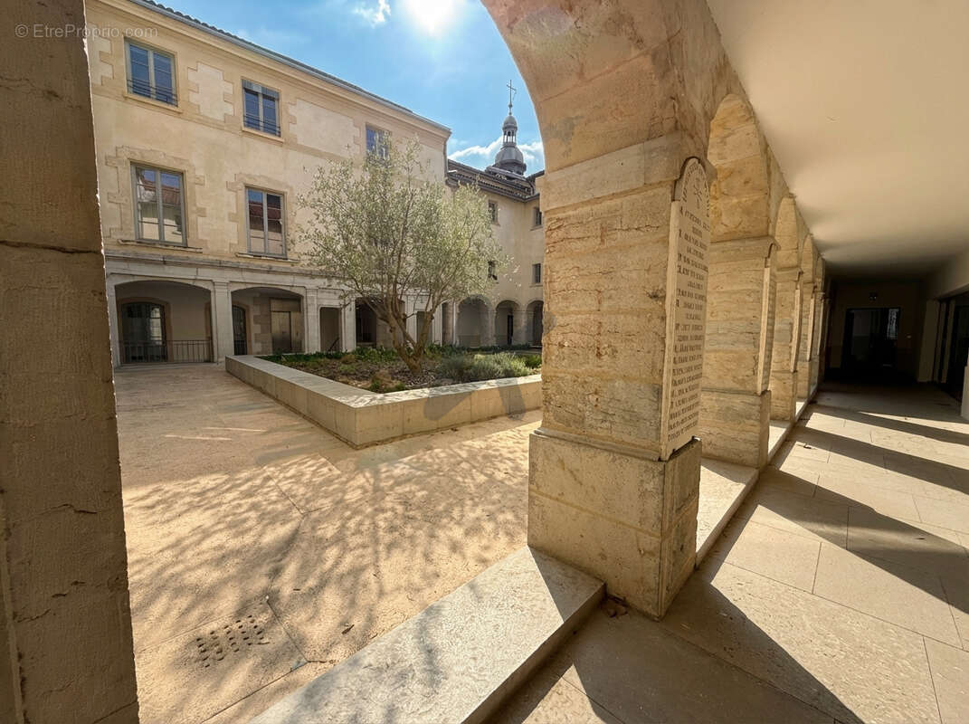 Appartement à LYON-5E