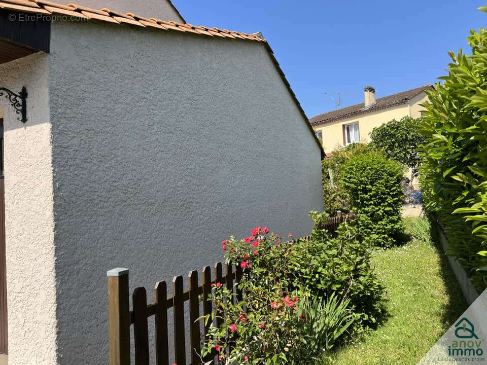 maison de 107 m2 environ avec garage et cave - photo 6
