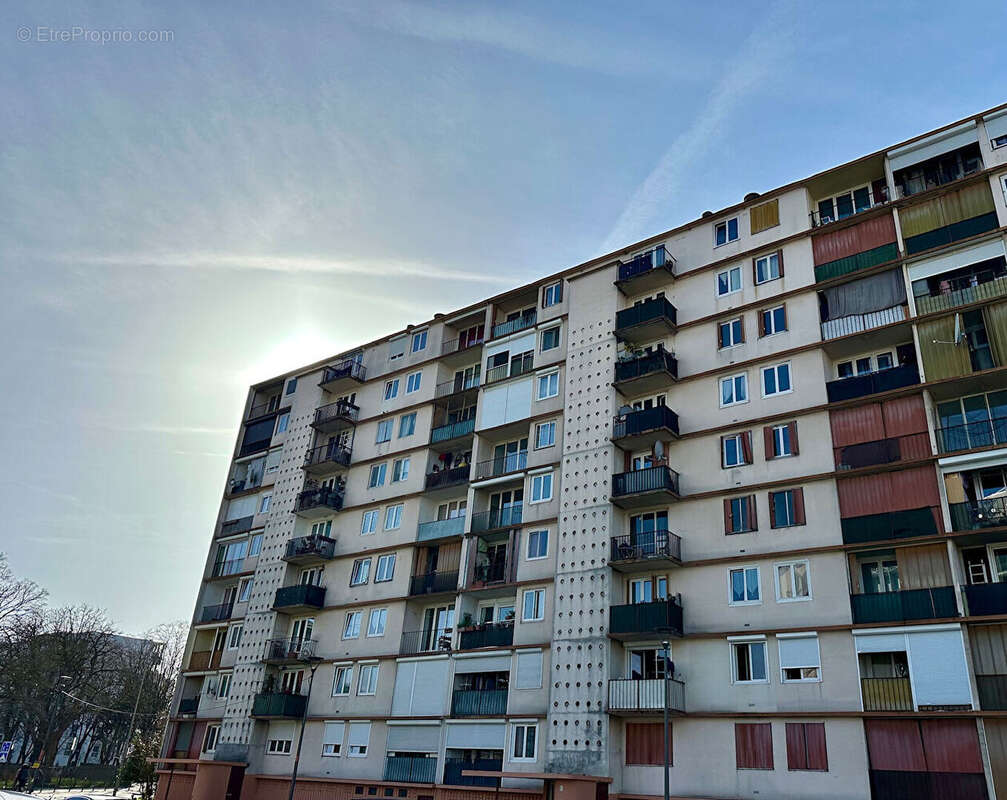 Appartement à BAGNOLET